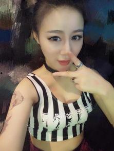 奇秀女主播性感,性感魅力，引领潮流风尚